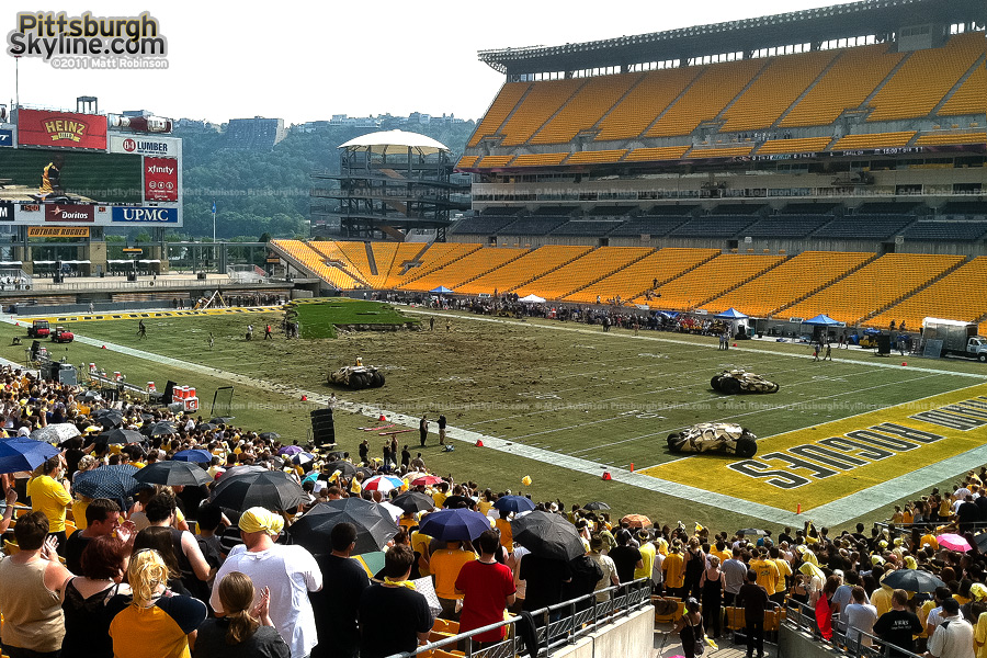 Hines Ward piggy backs on the Batmobile