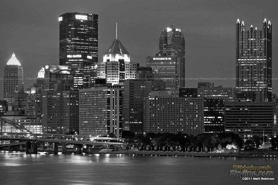 Black and White Pittsburgh Skyline