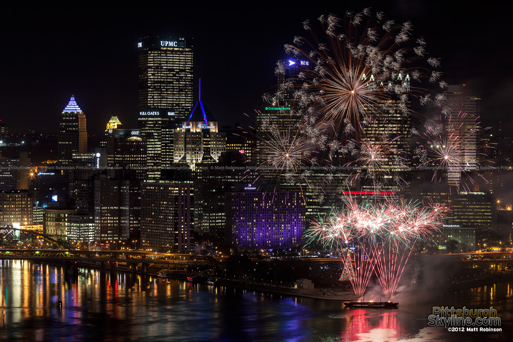 Pittsburgh fireworks at the point