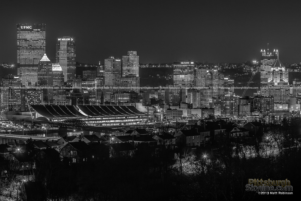 Black and White Pittsburgh Skyline