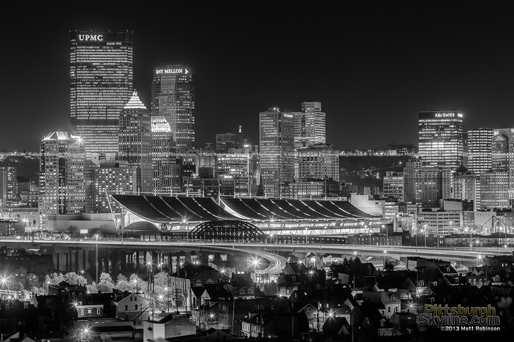 Black and White Pittsburgh Skyline