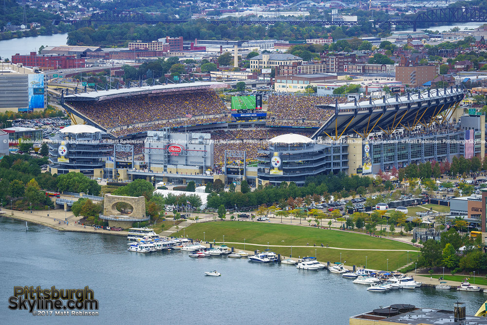 Heinz Field during a Steeler game from PPG Place