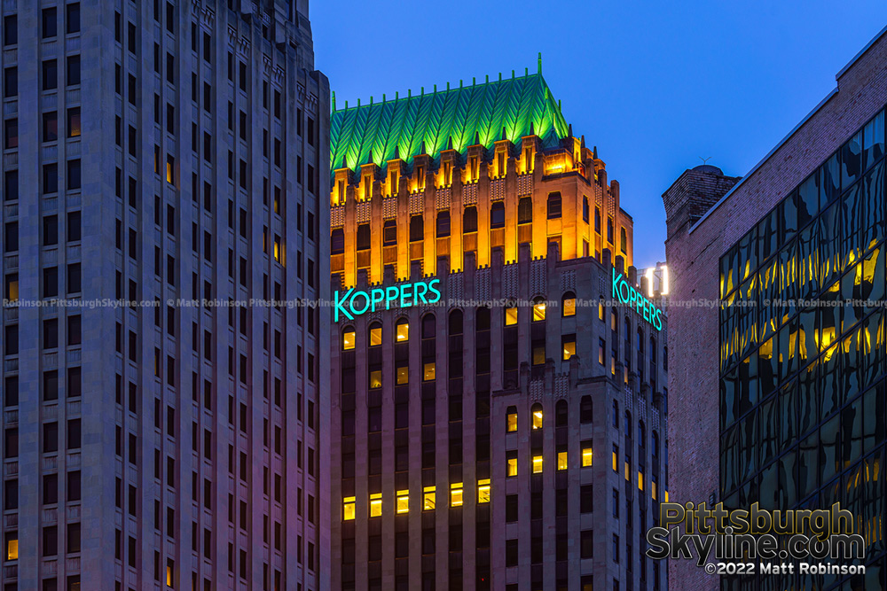 Pittsburgh's Koppers Building Crown at night 
